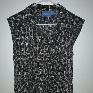 Simply Vera Wang women’s shirt